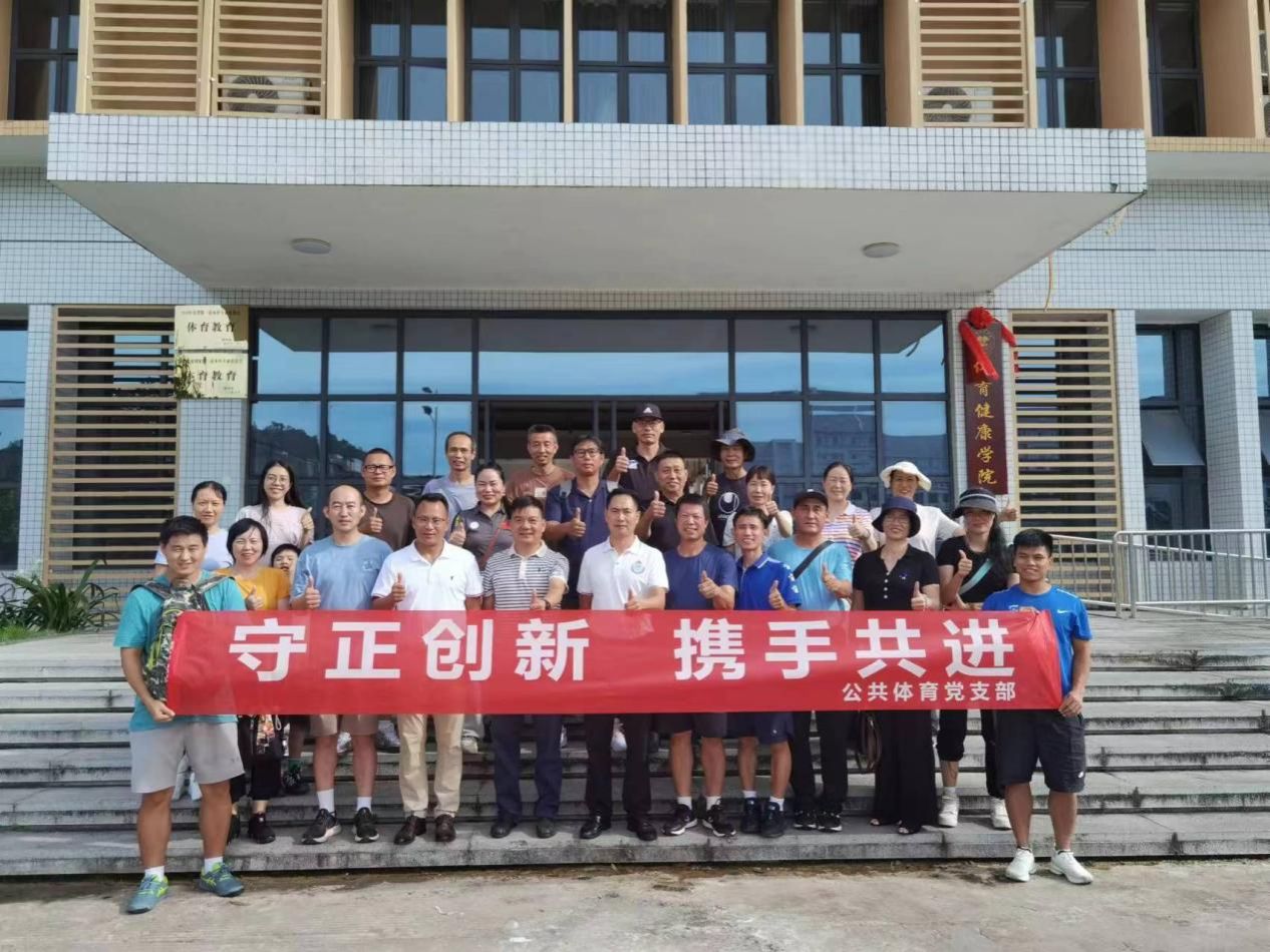 说明: 84e7ac791a54e16d2133e0520369a64