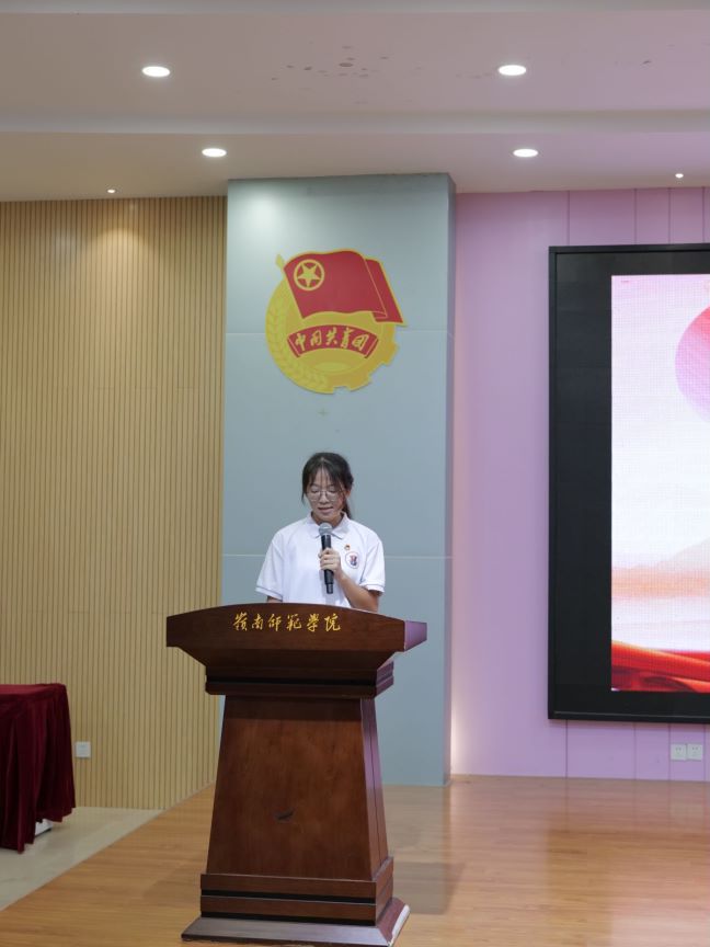 说明: C:/Users/Administrator/Desktop/5e90a3348m11209484322581c8c4f6be.jpg5e90a3348m11209484322581c8c4f6be