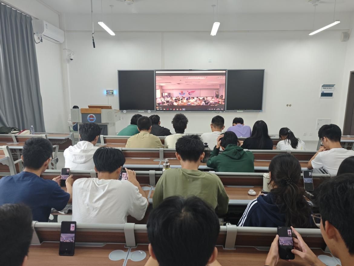 0b9b1ebe29cd317e52de8719c3f2360