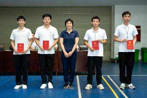 851f0893742e93c44dbaae24a1b09e1