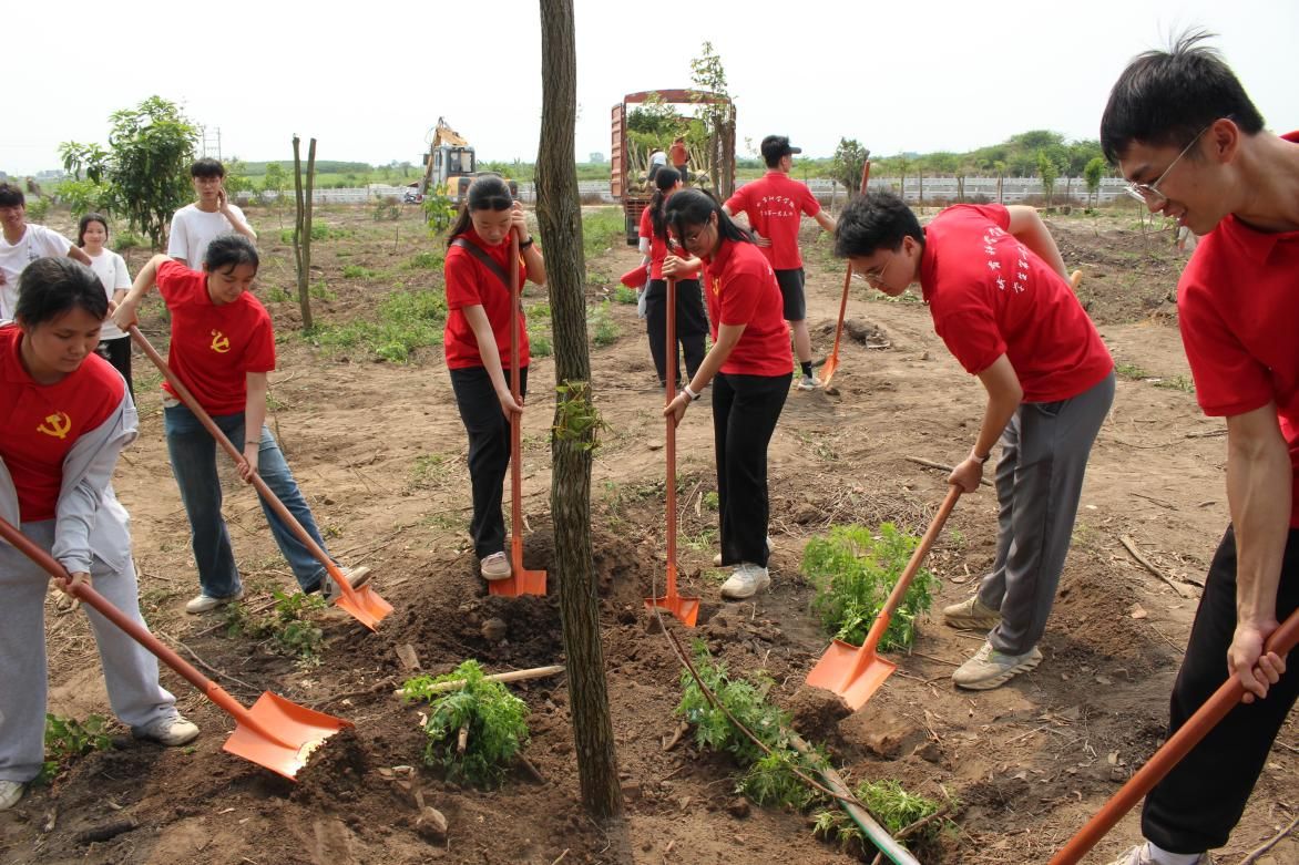 说明: f9f67d315bb7a94d7506606484bfda7