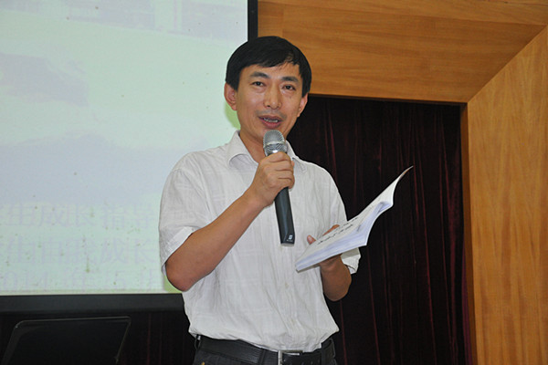 赫云鹏书记介绍教科院学生自我成长促进体系