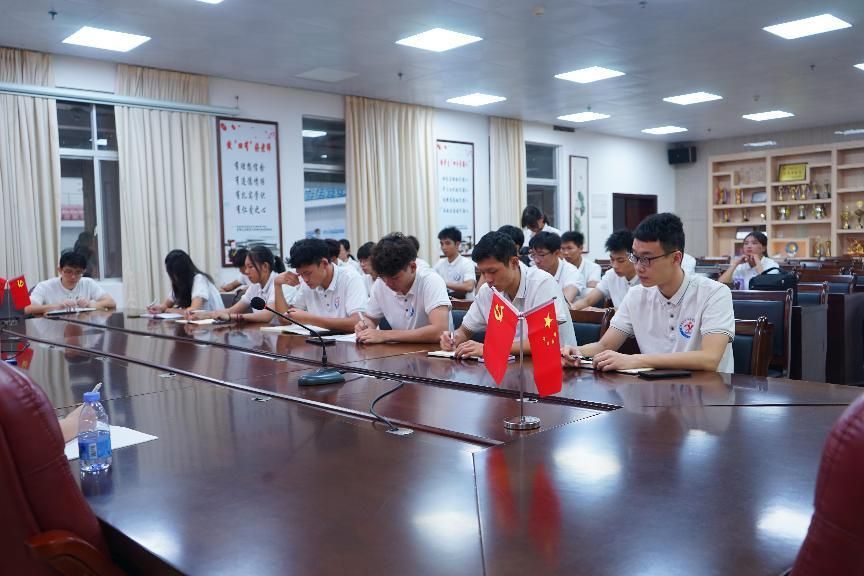 说明: bcd1e91229c7806aac4a3944f6f3a21a_