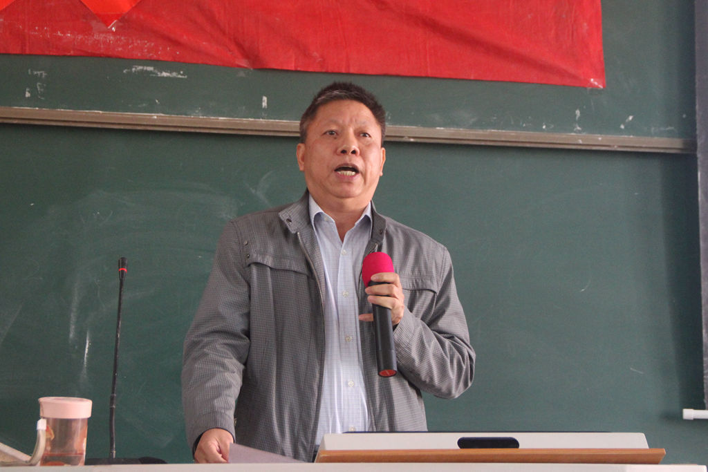 欧伯群副教授 点评