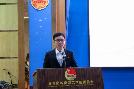 说明: 林剑松发言陈茂桑摄