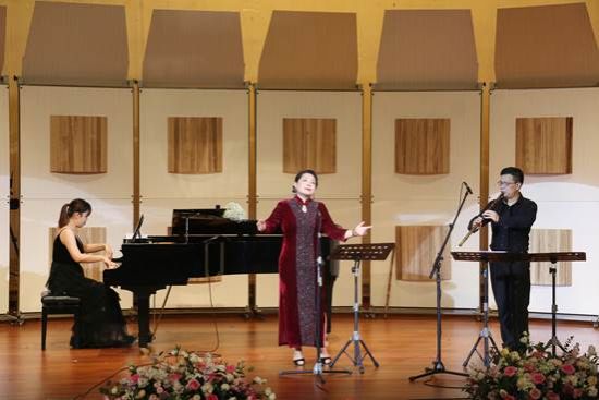 c0a2092d49496dc0b62745976087436