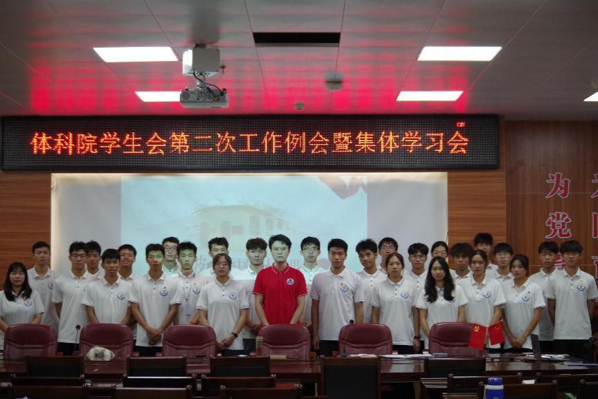 说明: 146fa27a31fac4e698358592f964af78_