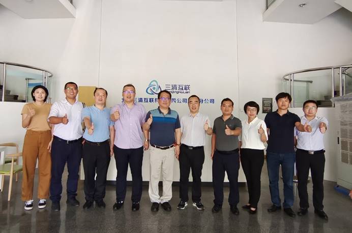 说明: 5aea17a5ba48447aeaa544de2ef8dee