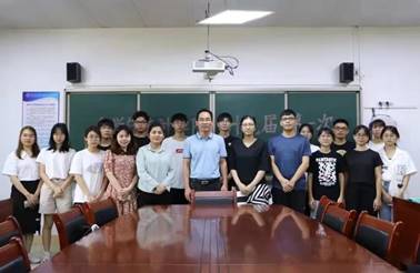 34f23515c4805bdde8f85d9074e75e3