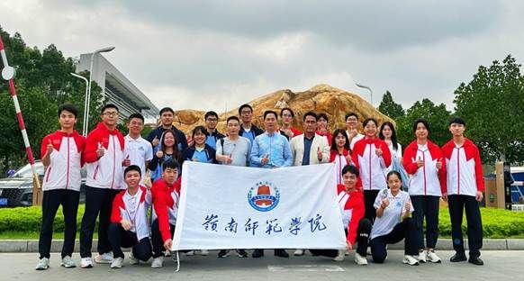 b4fcdf269c5eb63809def7dc855c227