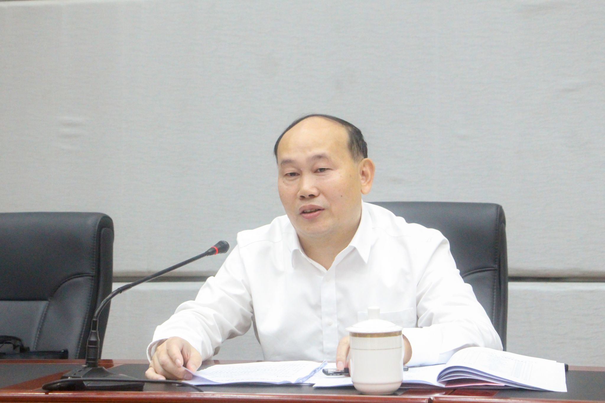 罗楚君摄-17 校长特写.jpg