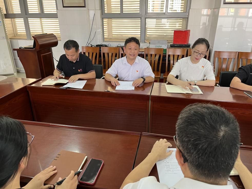 81d2cd43de74faf5356f09ebd4a27f5