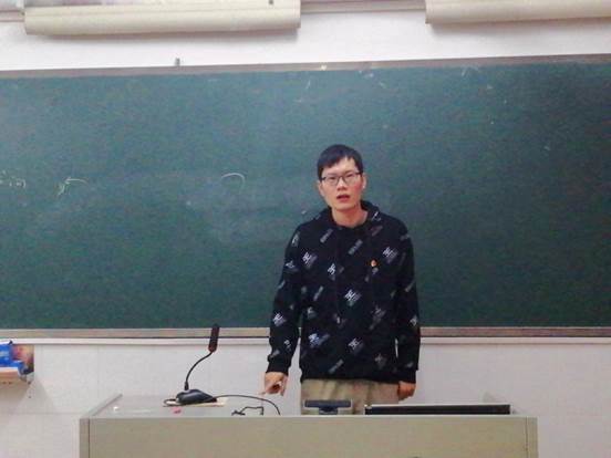 说明: 领导发言1