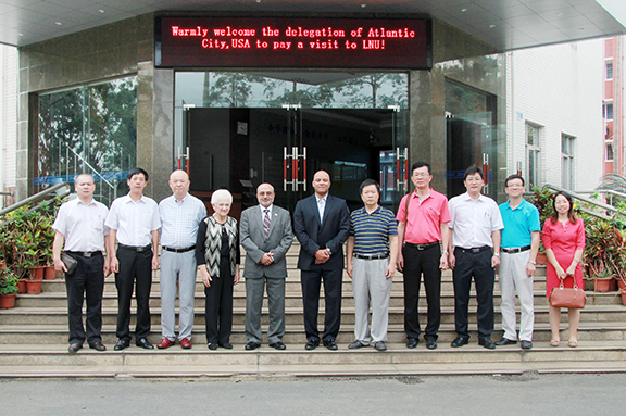 说明: http://news.lingnan.edu.cn/files/2015/11/images/20151112203442522.jpg