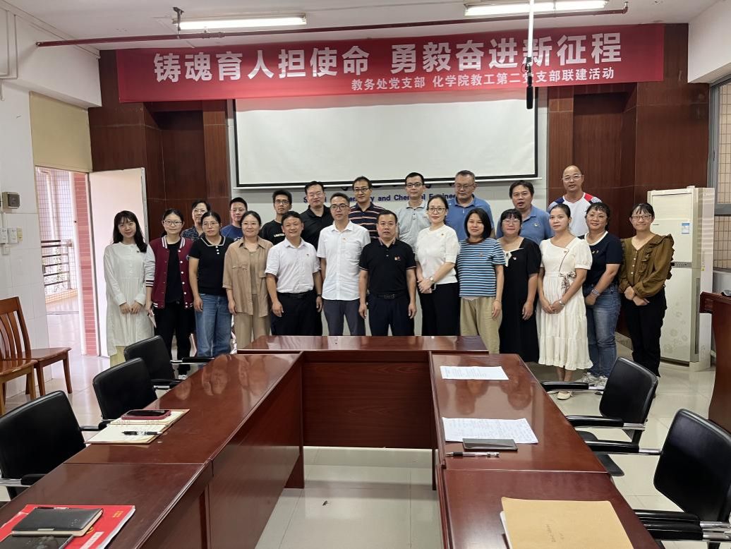 9af6cfd5caeb5b15387794cd97d5814