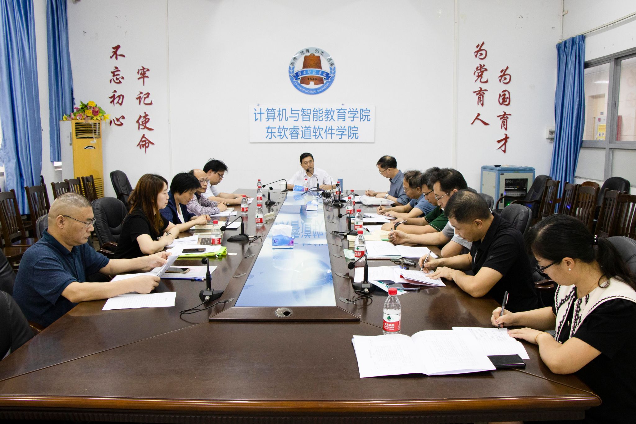 王锦霞摄 (4)第六组.jpg