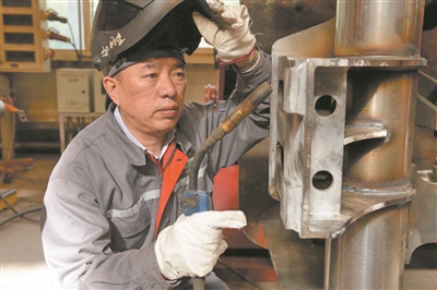 说明: http://paper.jyb.cn/zgjyb/images/2019-05/02/04/19_229716_b.jpg