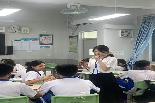 3-老师与学生小组互动