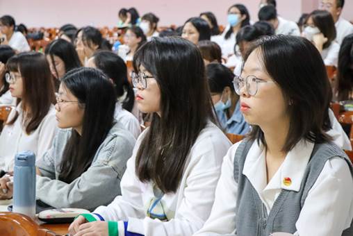 学员特写 林彦求摄.JPG