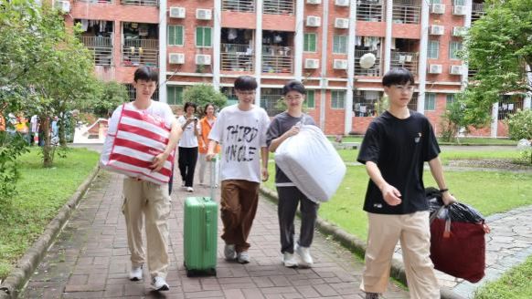 ef1eecd9d3309a71cdb68c36e962aa4