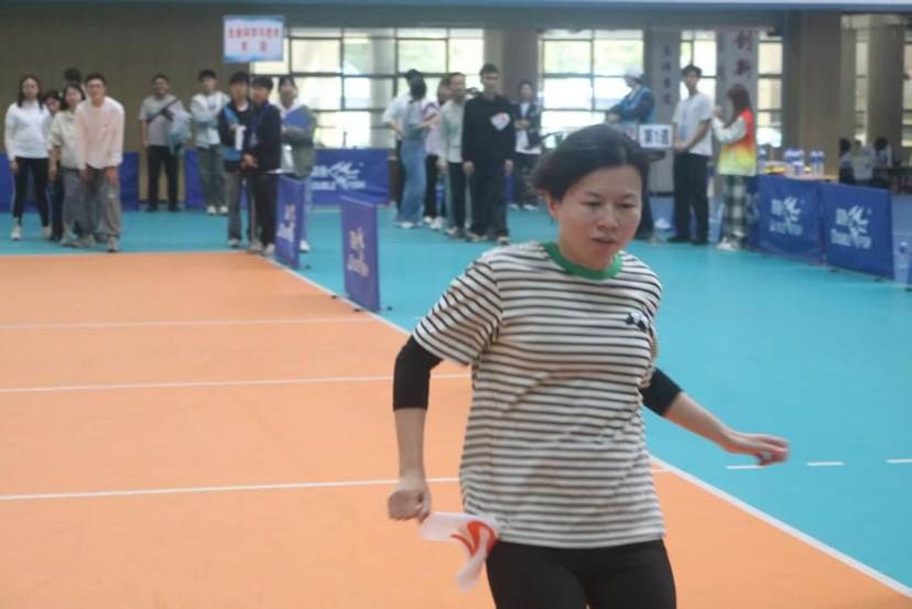 6039ee6b8652a80b20ff2f5015af9cb9