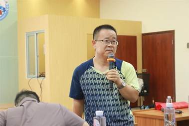 孙玉林老师解答 侯佳宁摄