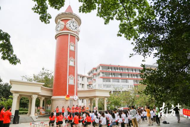 “灯塔学习会”现场（江培鹏 摄）