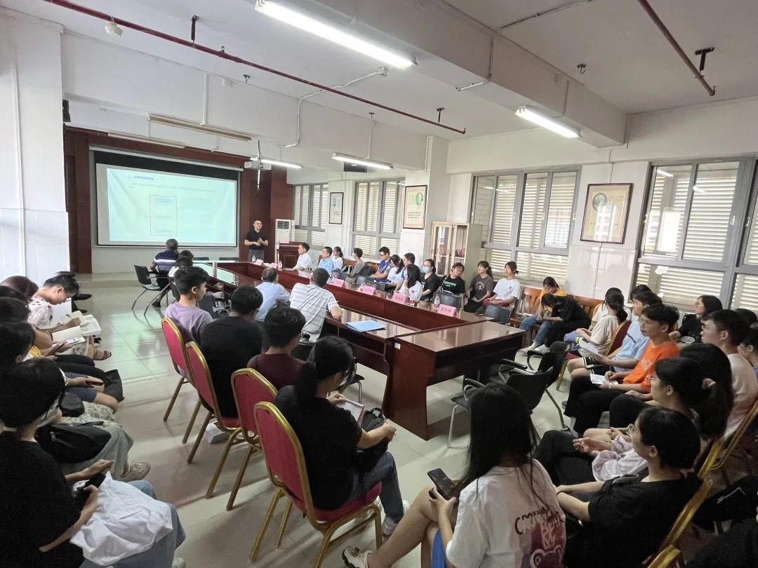 现场.jpg 现场.jpg